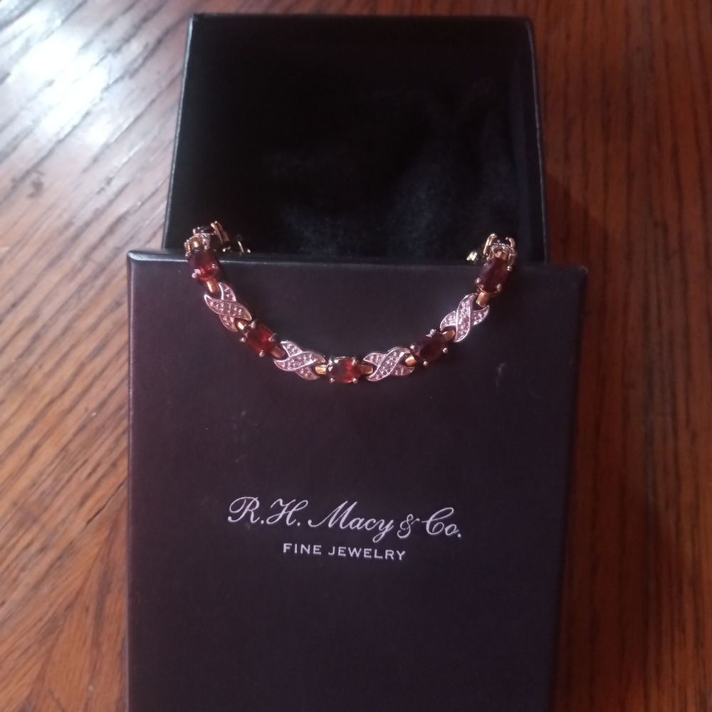 Diamond bracelet - Picture 2 of 2